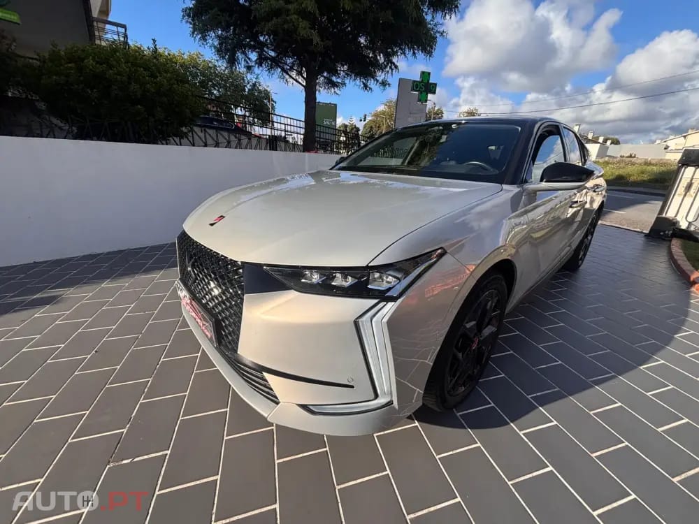 DS DS4 E-Tense Performance Line EAT8