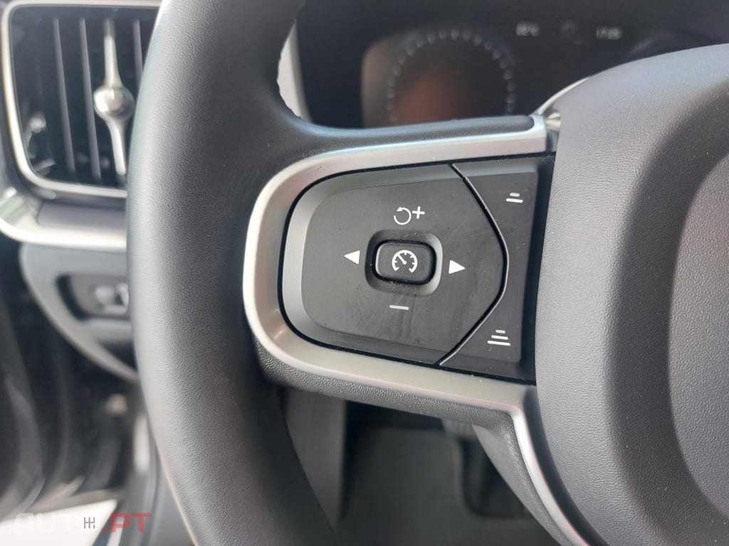 Volvo V60 2.0 T6 AWD TE Inscription Expression