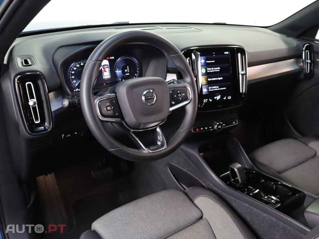 Volvo XC40 1.5 T5 Plus Bright PG HYBRID