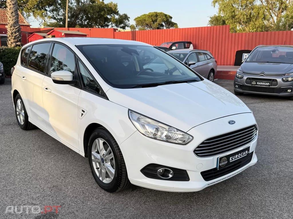 Ford S-Max 2.0 TDCi Titanium