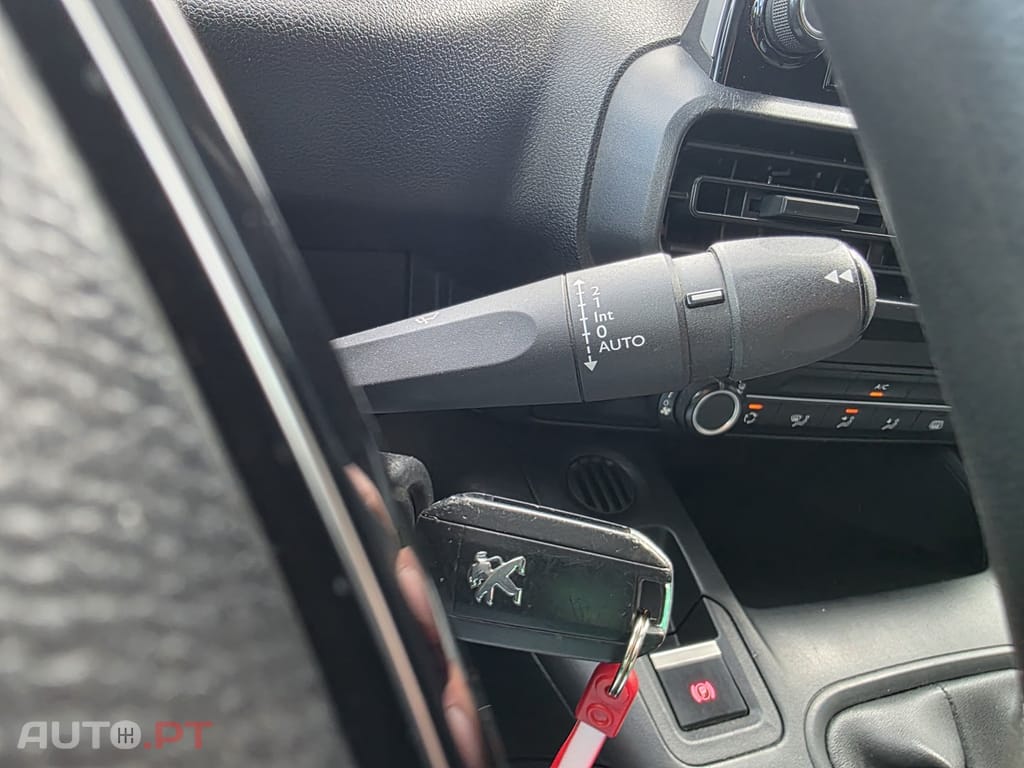 Peugeot Partner Blue HDi