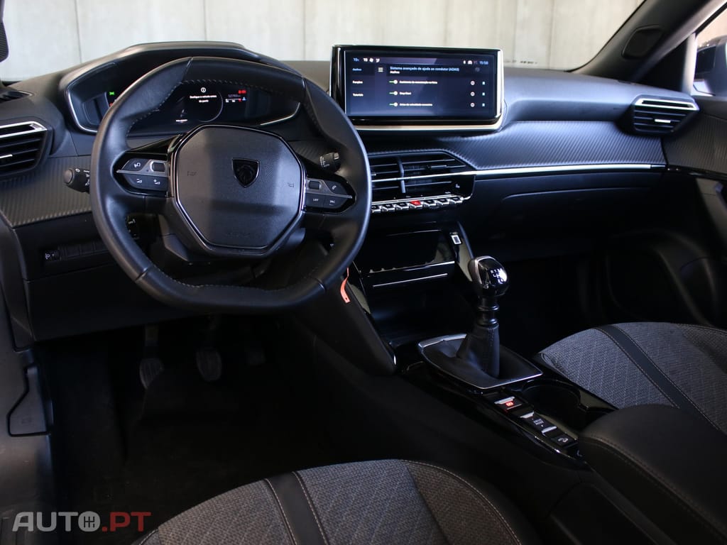 Peugeot 2008 PureTech 100 Allure
