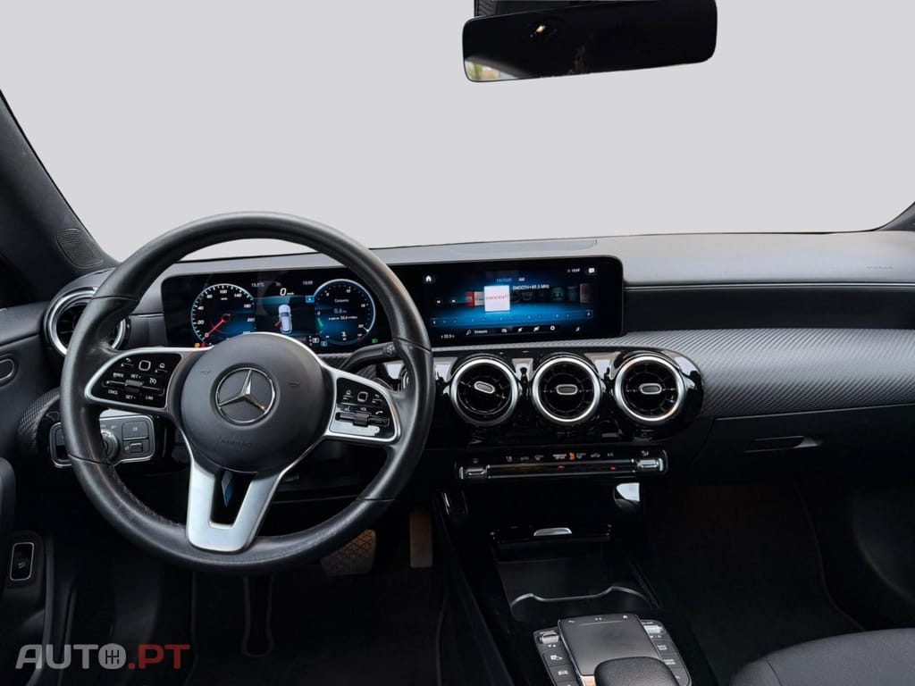 Mercedes-Benz CLA 180 D Business DCT
