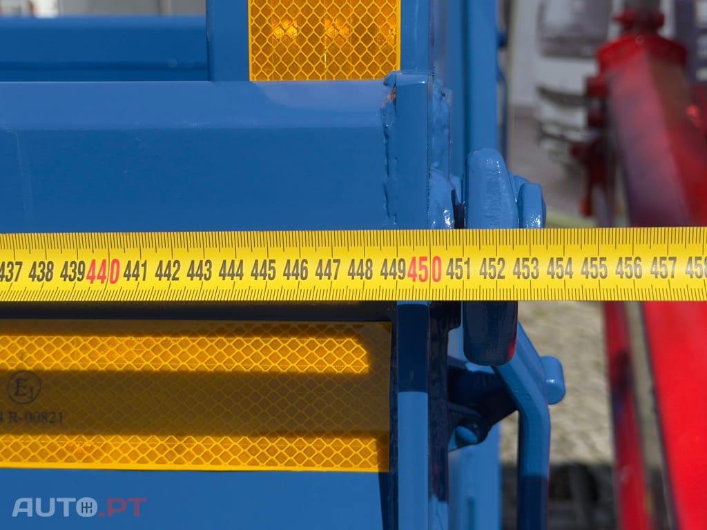 Toyota Dyna 7.5 T  GRUA + BASCULA