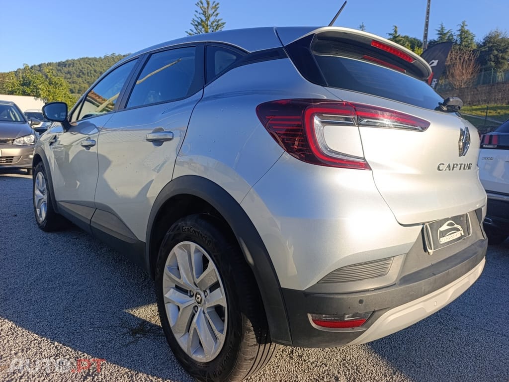 Renault Captur TCe 100 BUSINESS EDITION