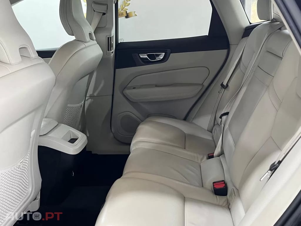 Volvo XC60 2.0 D3 Momentum