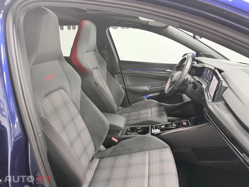 Volkswagen Golf GTI 2.0 TSI OPF DSG Performance