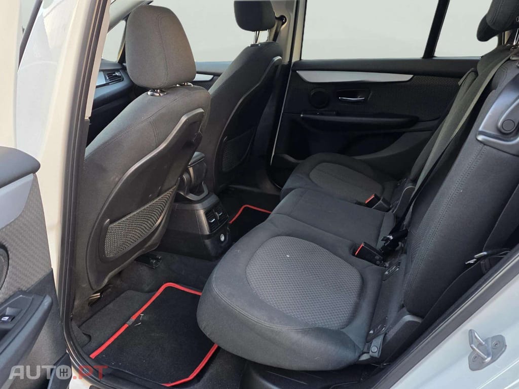 BMW 218 Gran Tourer d 7L Line Luxury