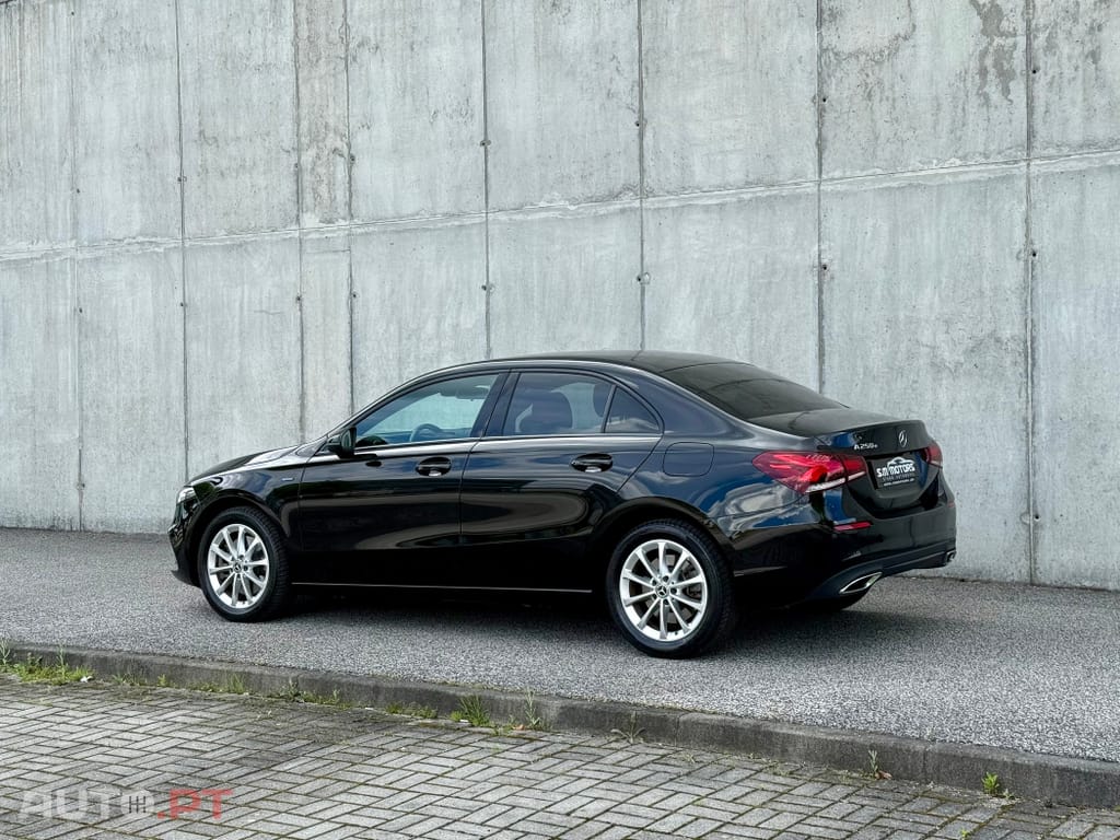 Mercedes-Benz A 250 e Progressive