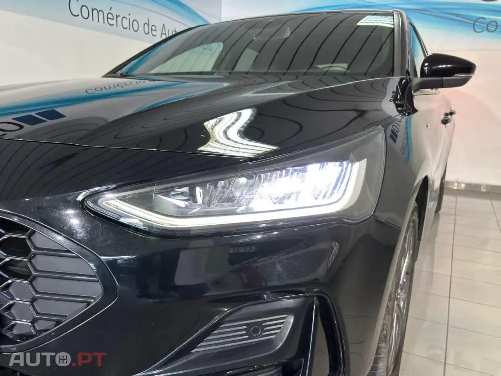 Ford Focus 1.0 EcoBoost MHEV ST-Line