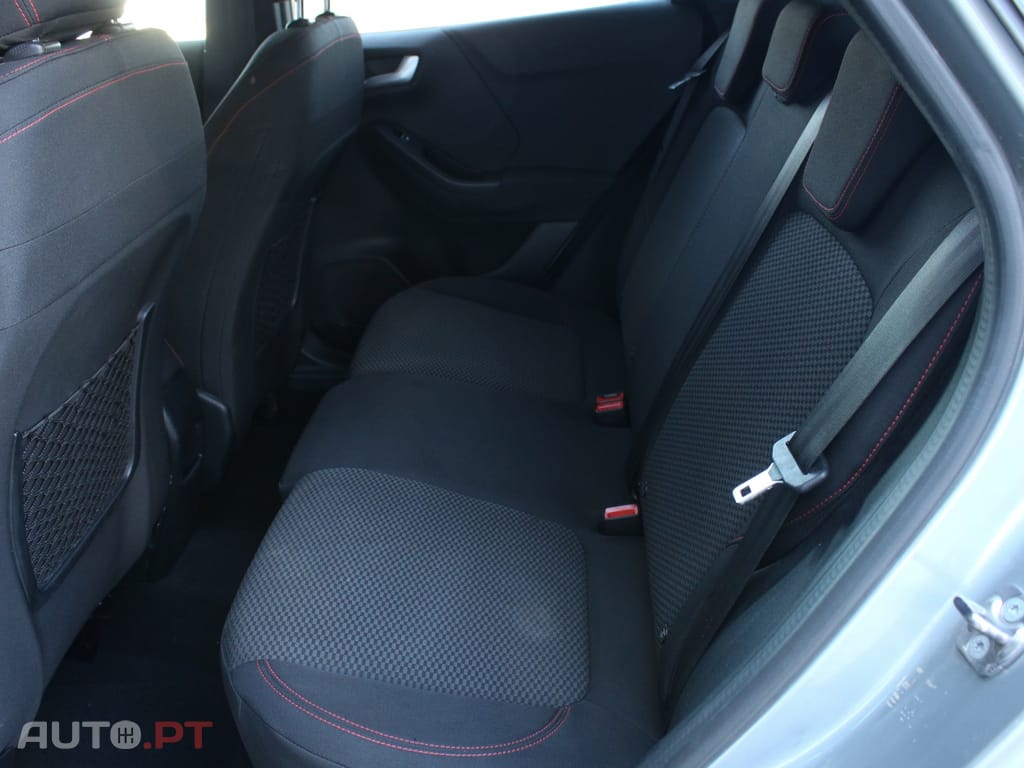 Ford Puma 1.0 EcoBoost MHEV ST-Line