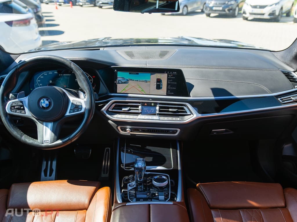 BMW X7 M50d
