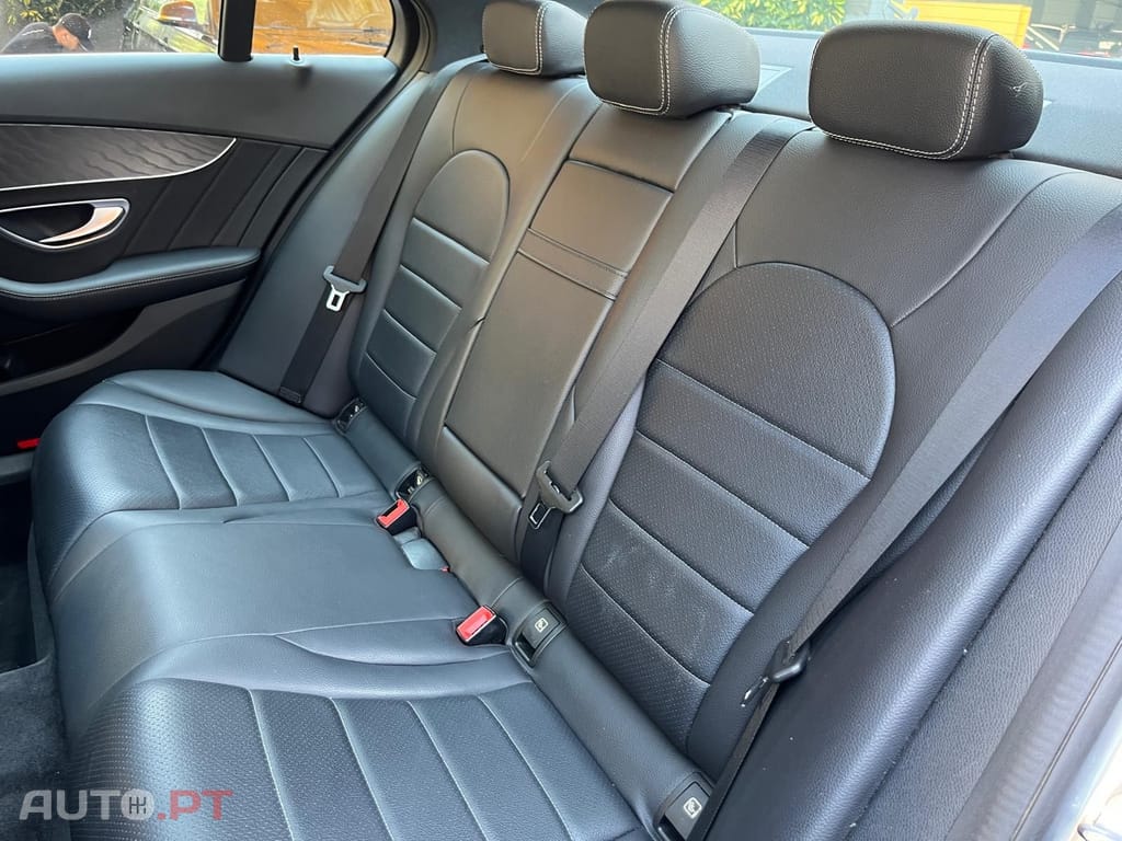Mercedes-Benz C 200 D AMG LINE