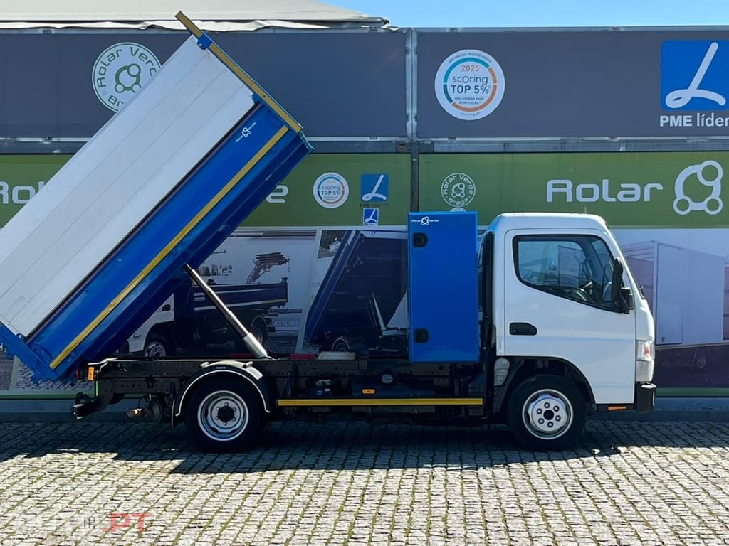 Mitsubishi Canter BASCULANTE