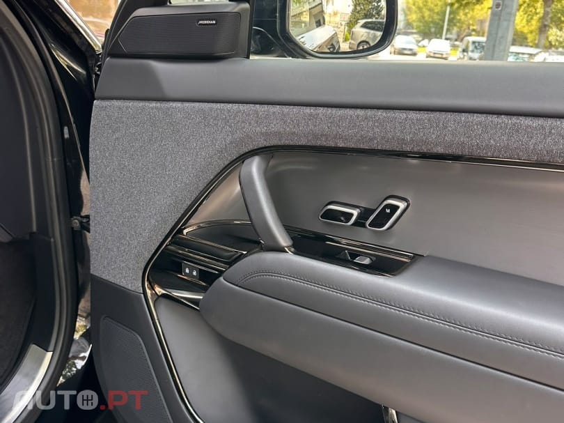 Land Rover Range Rover Sport 3.0 D300 Dynamic HSE