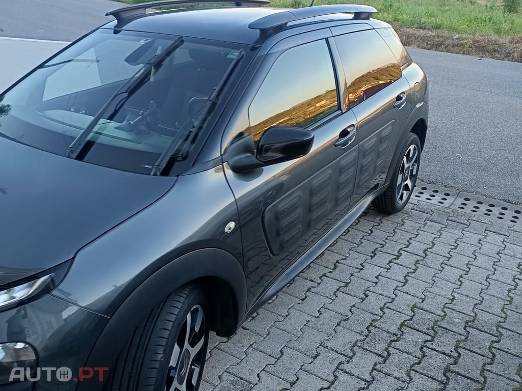 Citroen C4 Cactus Shine