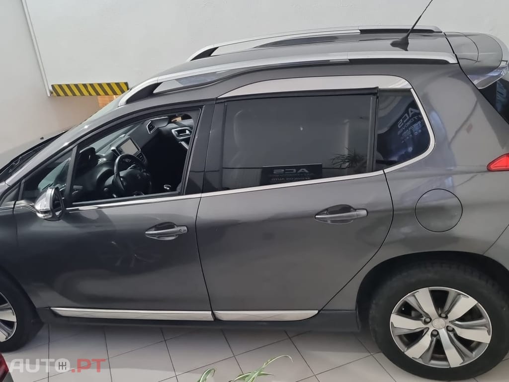 Peugeot 2008 1.6 e-HDi Allure