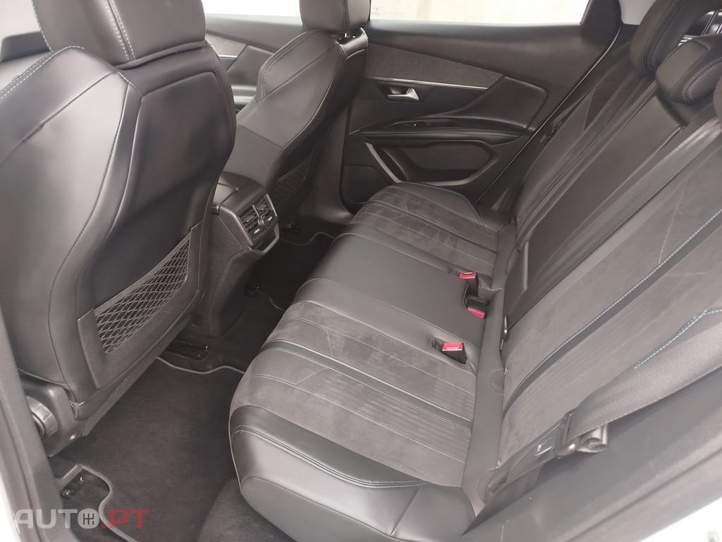 Peugeot 3008 1.2 PureTech Allure EAT6