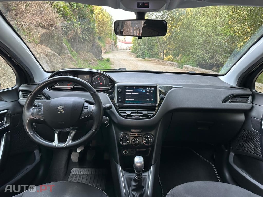 Peugeot 208 E-HDi 92 Stop&Start Active