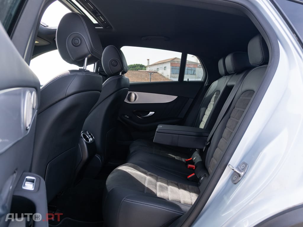 Mercedes-Benz GLC 300 de Coupe 4Matic 9G-TRONIC AMG Line