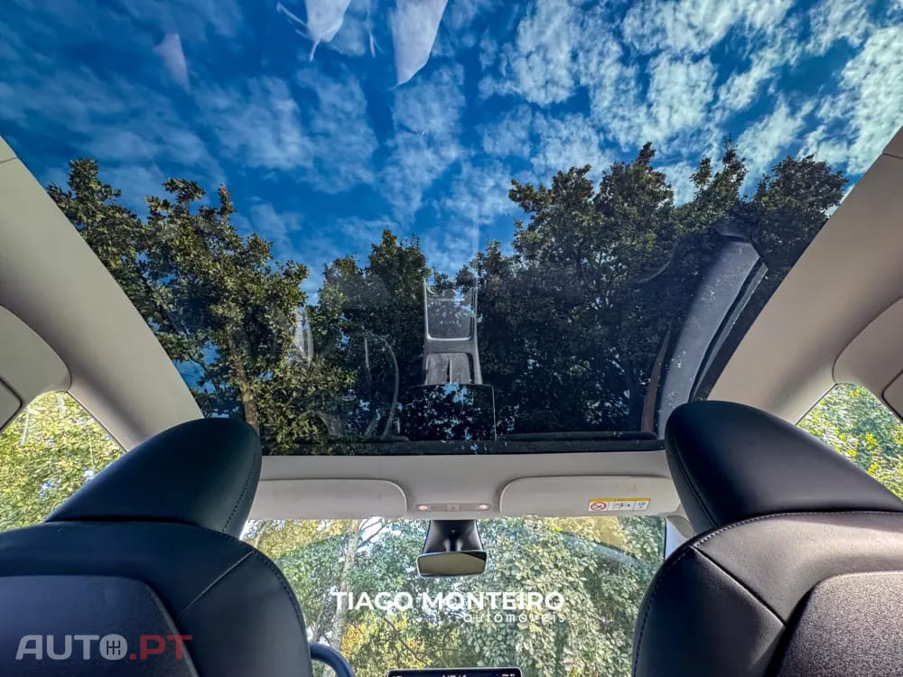 Tesla Model Y Tração Traseira