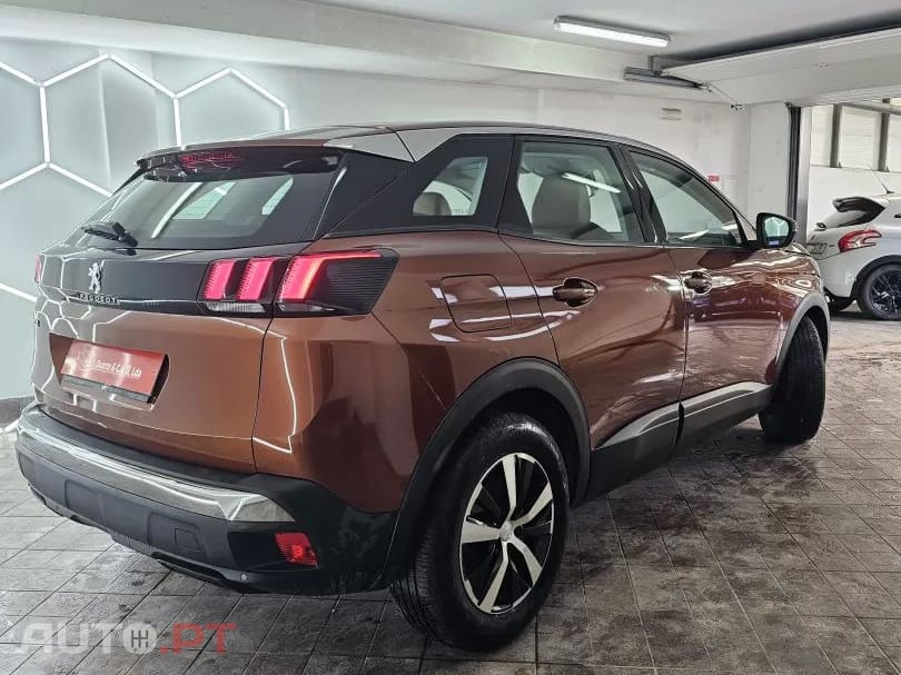 Peugeot 3008 1.6 BlueHDi Allure EAT6