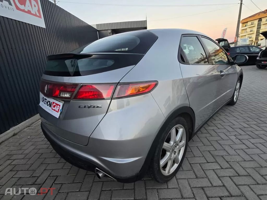 Honda Civic 1.8 Sport
