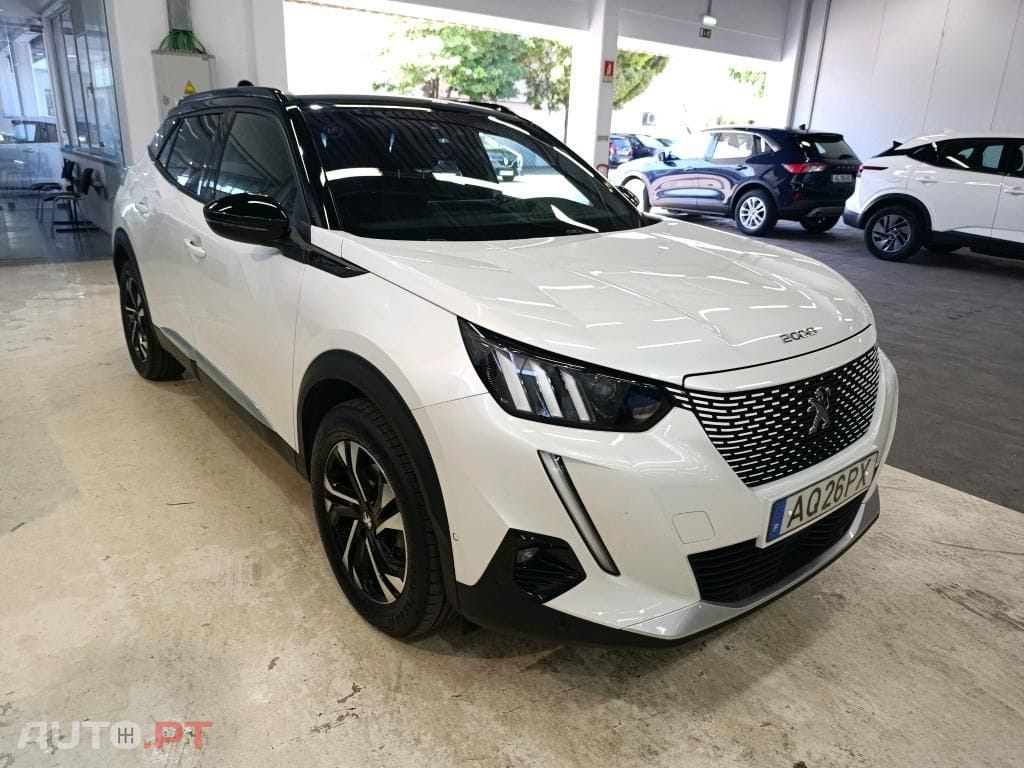 Peugeot E-2008 GT