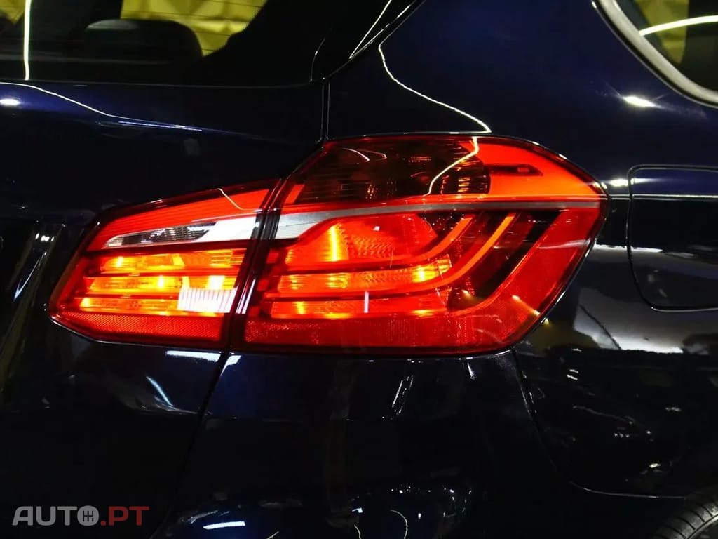 BMW 218 d Line Sport Auto
