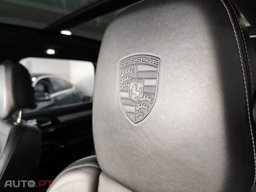 Porsche Cayenne S Hybrid