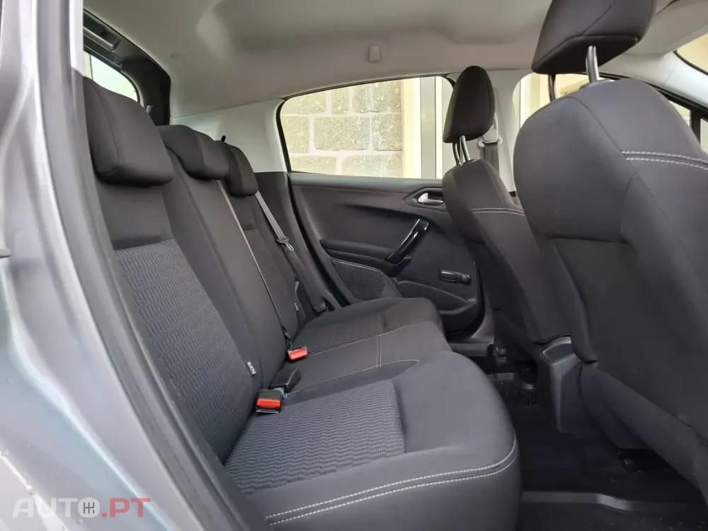 Peugeot 208 1.5 BlueHDi Active