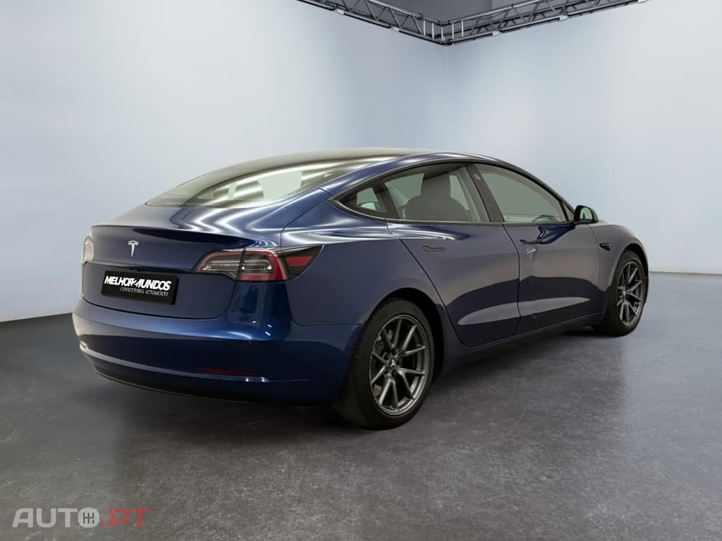 Tesla Model 3 Standard Range Plus RWD