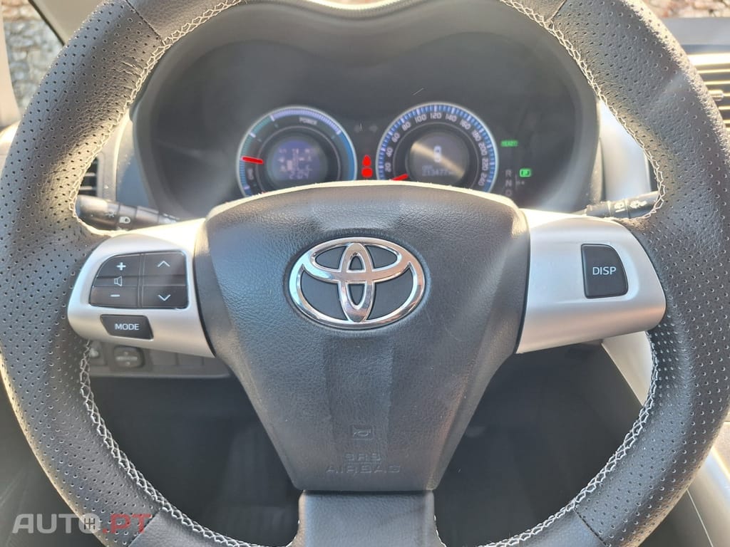 Toyota Auris 1.8 HSD P.Te.+JLL17
