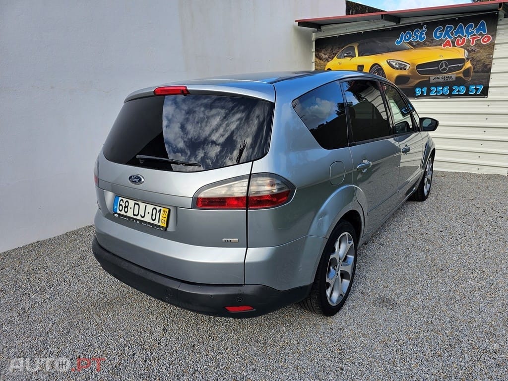 Ford S-Max 1.8 TDCi Titanium 7L