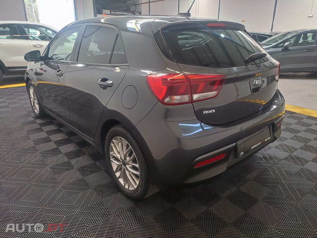 Kia Rio Dynamic line