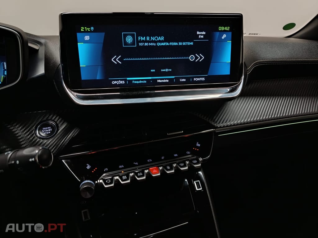 Peugeot e-2008 GT PACK — fotografia 28