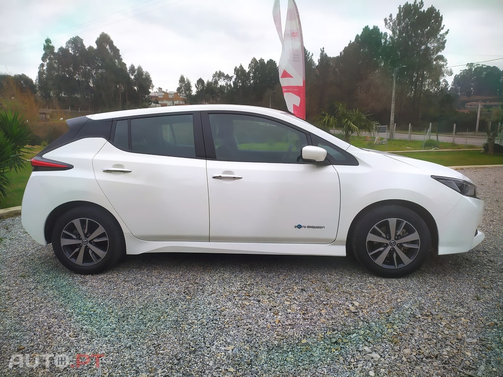 Nissan Leaf Acenta Eletric