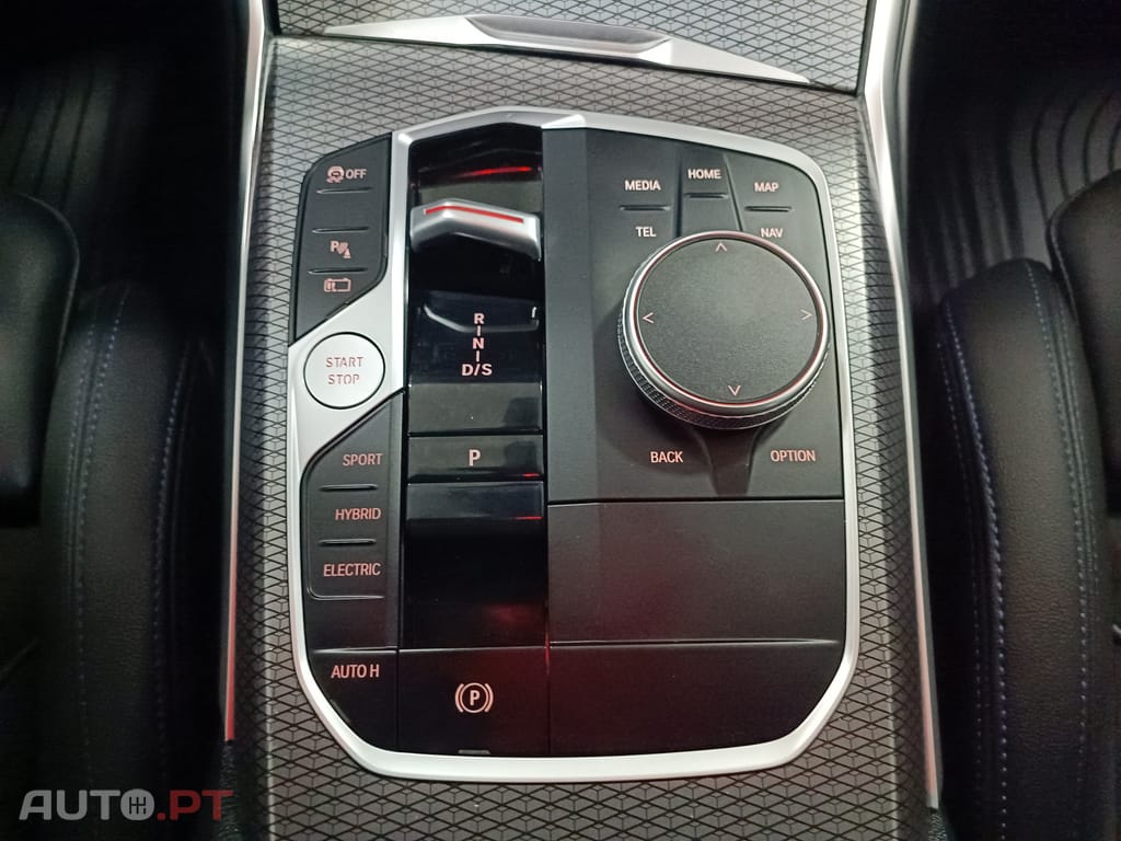 BMW 320 e Pack Desportivo M Auto