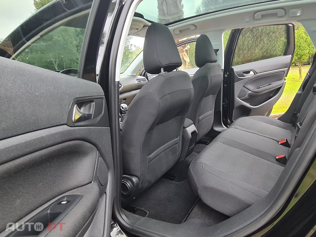 Peugeot 308 1.6 BlueHDi Allure J17