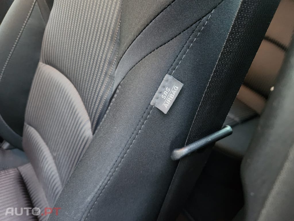 Mazda 3 1.5 Sky-D Excellence Navi