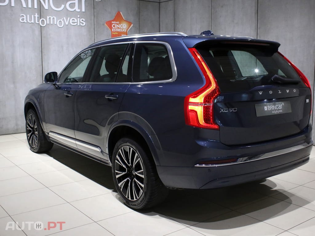 Volvo XC90 2.0 T8 PHEV Core AWD