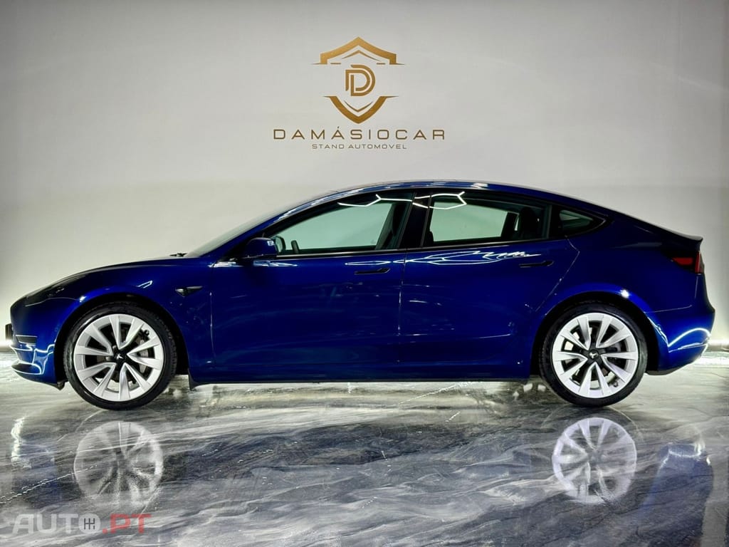 Tesla Model 3 Tração Traseira