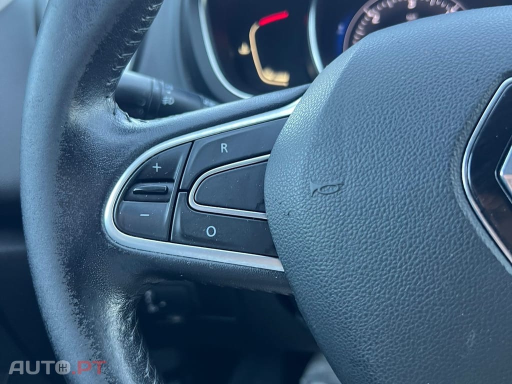 Renault Scénic 1.6 dCi Confort 7 LUGARES
