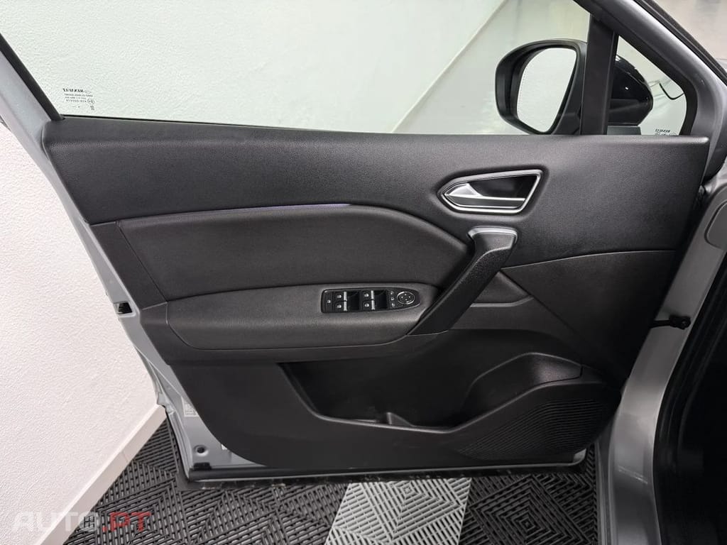 Renault Captur TCe 100 INTENS