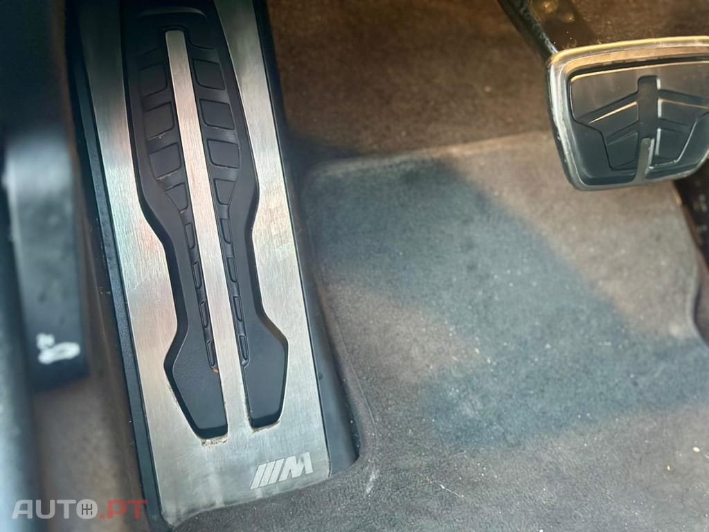 BMW i4 M50 pack Desportivo M PRO