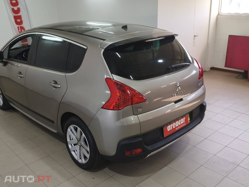 Peugeot 3008 2.0 HDi Hybrid4