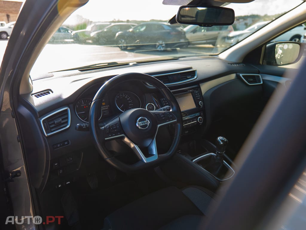 Nissan Qashqai 1.5 dCi N-Connecta