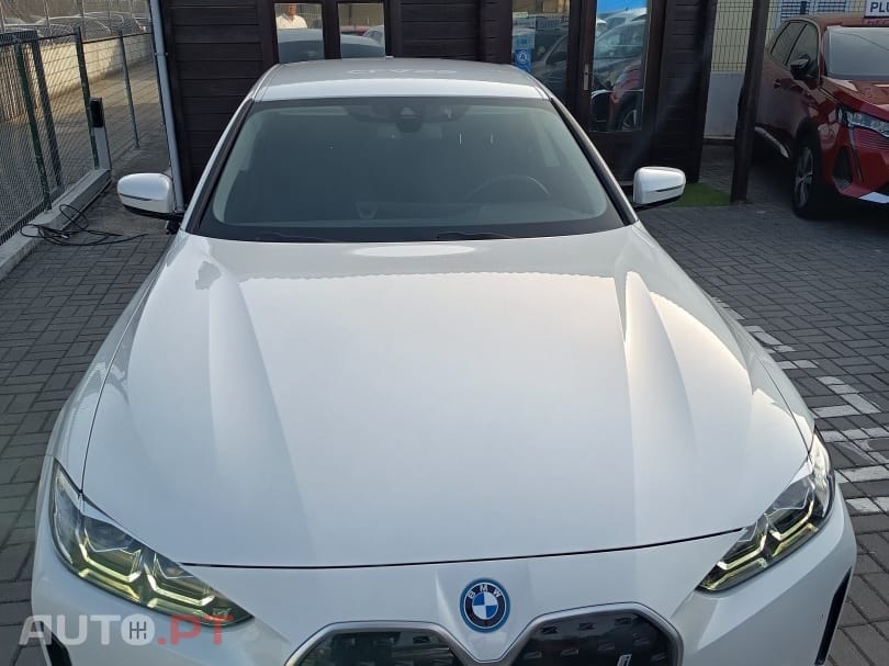 BMW i4 eDrive35