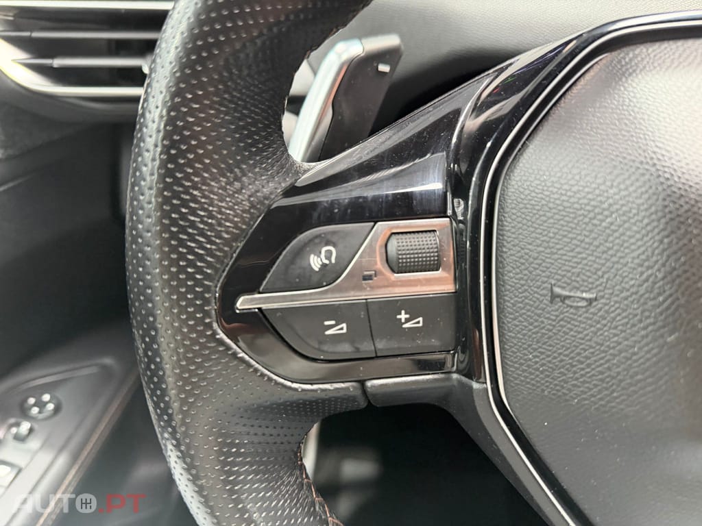 Peugeot 3008 1.5 GTLINE EAT8
