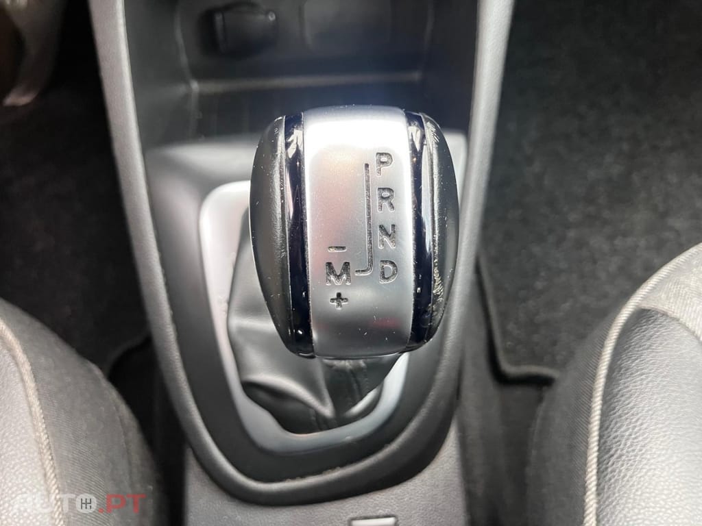 Renault Captur 1.3 TCe Initiale Paris EDC